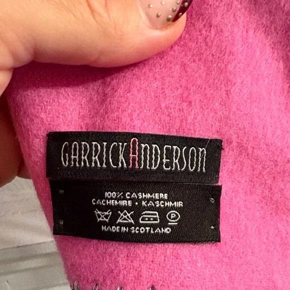 Elegant Pink and Navy Silk and Cashmere Polka Dot Scarf - Picture 2 of 11